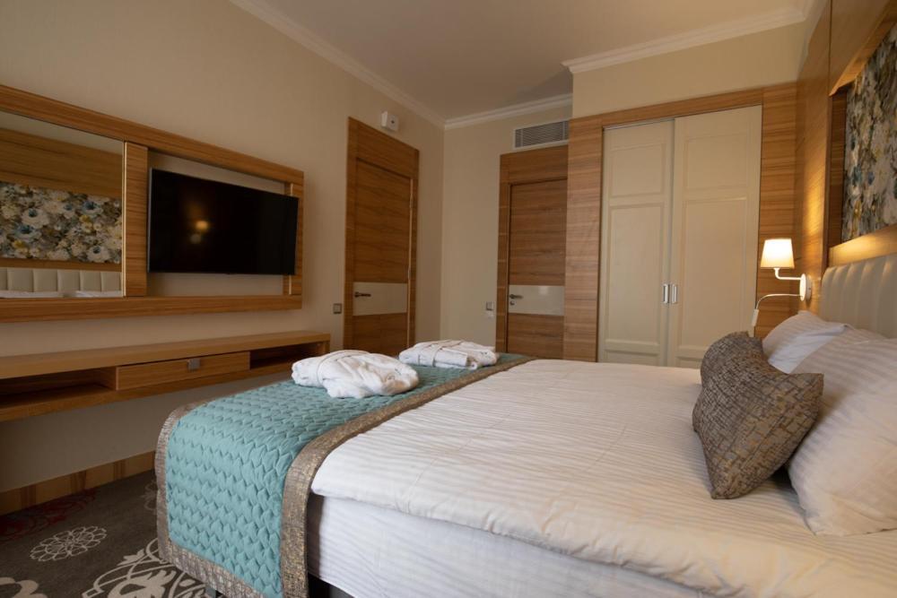 Arden Palace Medical Resort & Spa Satanov Exterior foto