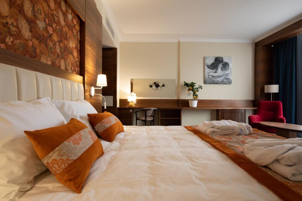 Arden Palace Medical Resort & Spa Satanov Exterior foto